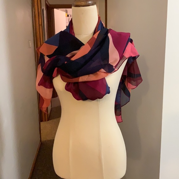 NEW LONG SCARF - Picture 4 of 4